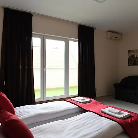 Rose Terrace Appartamento Budapest